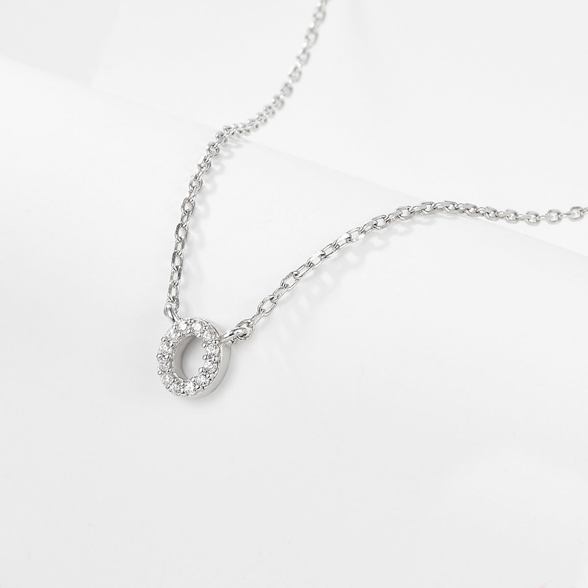 Jingxu 925 Pure Silver 26-Letter Necklace, Lightweight Luxury Lockbone Chain with Diamond-Inlaid Letters for Women (Cross-border Foreign Trade Jewelry)