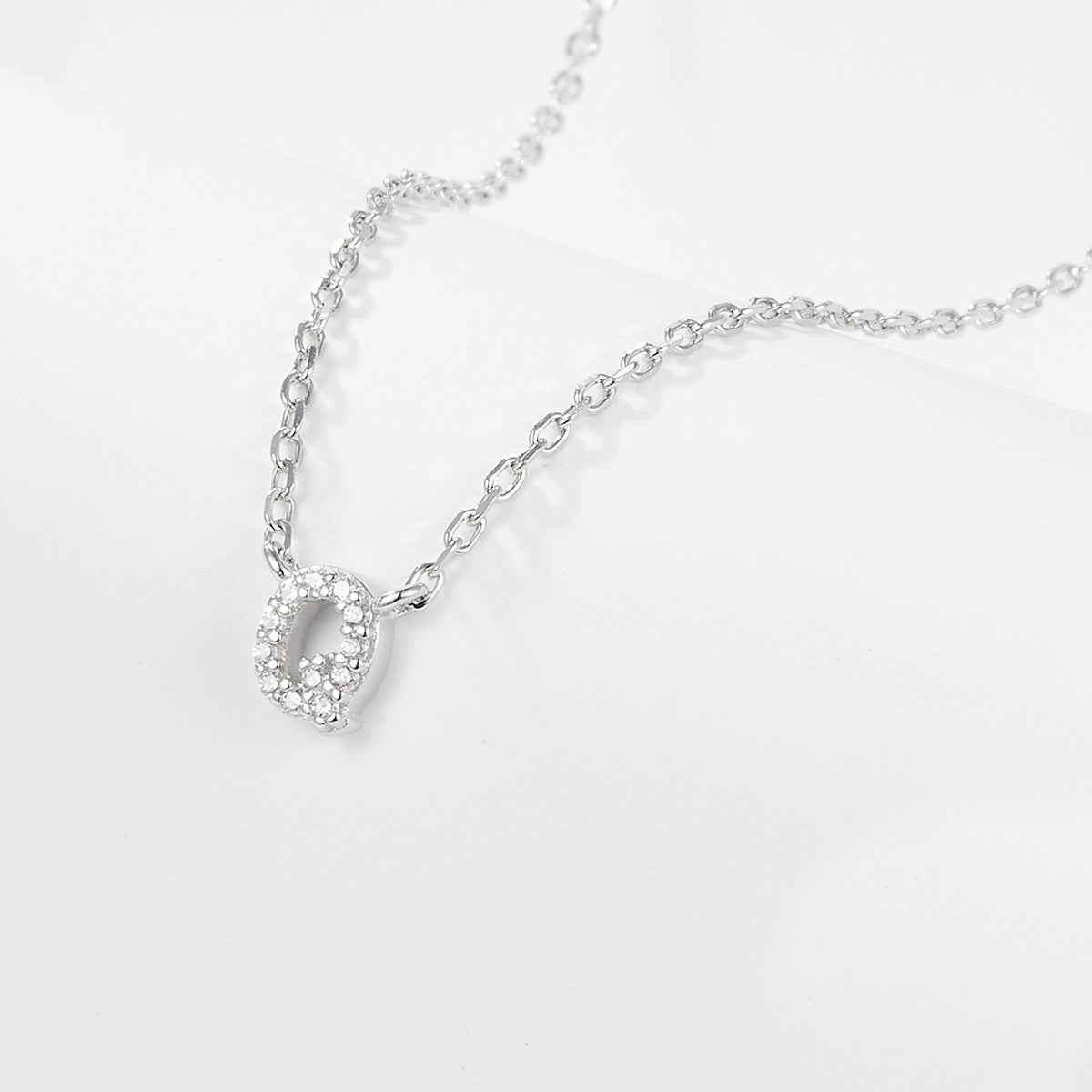 Jingxu 925 Pure Silver 26-Letter Necklace, Lightweight Luxury Lockbone Chain with Diamond-Inlaid Letters for Women (Cross-border Foreign Trade Jewelry)