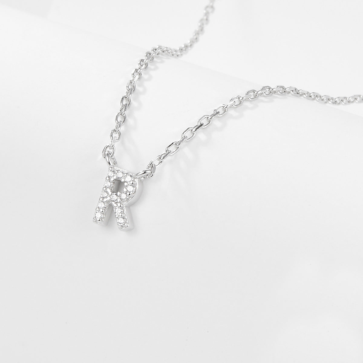 Jingxu 925 Pure Silver 26-Letter Necklace, Lightweight Luxury Lockbone Chain with Diamond-Inlaid Letters for Women (Cross-border Foreign Trade Jewelry)