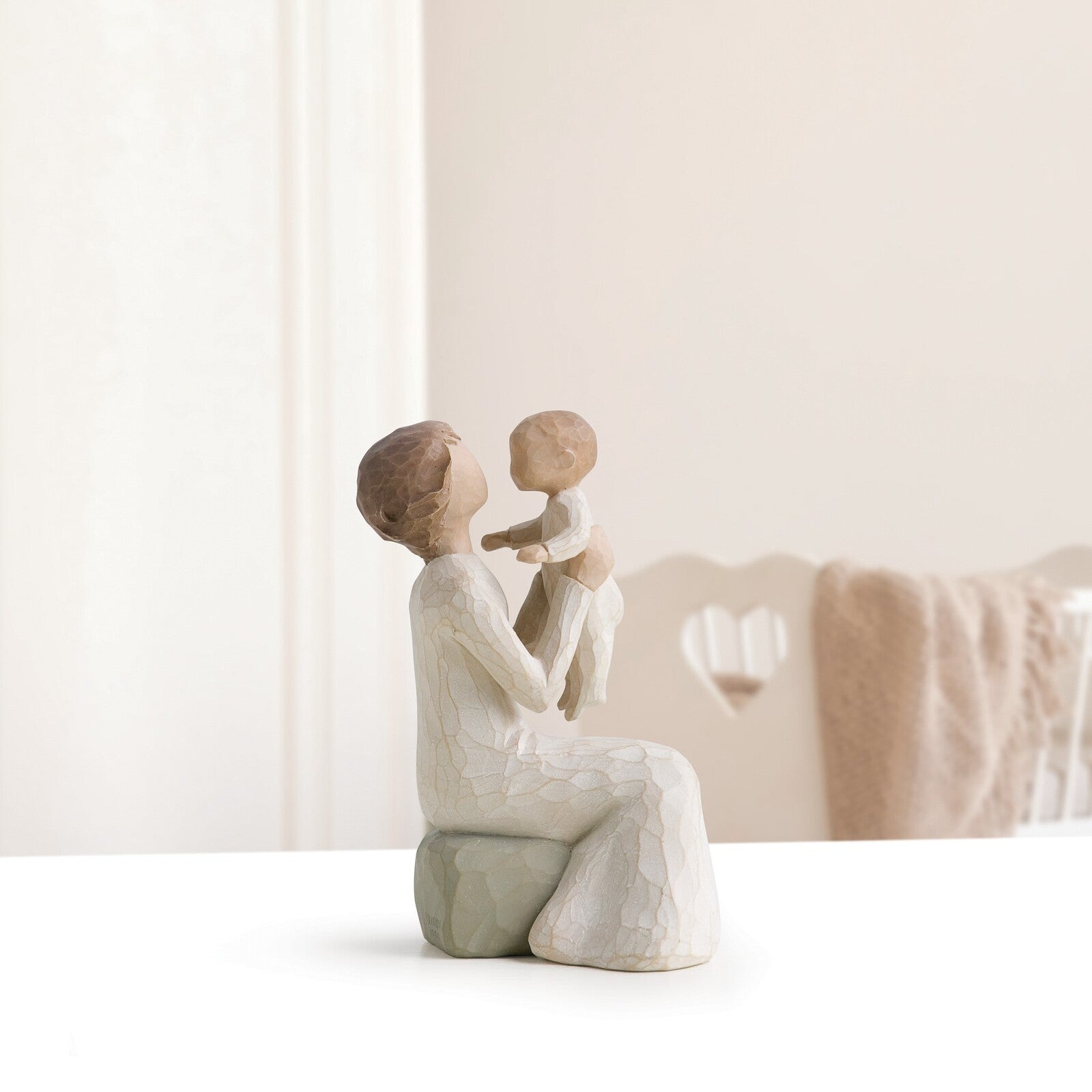 Willow Tree - Grandmother A unique love that transcends the years