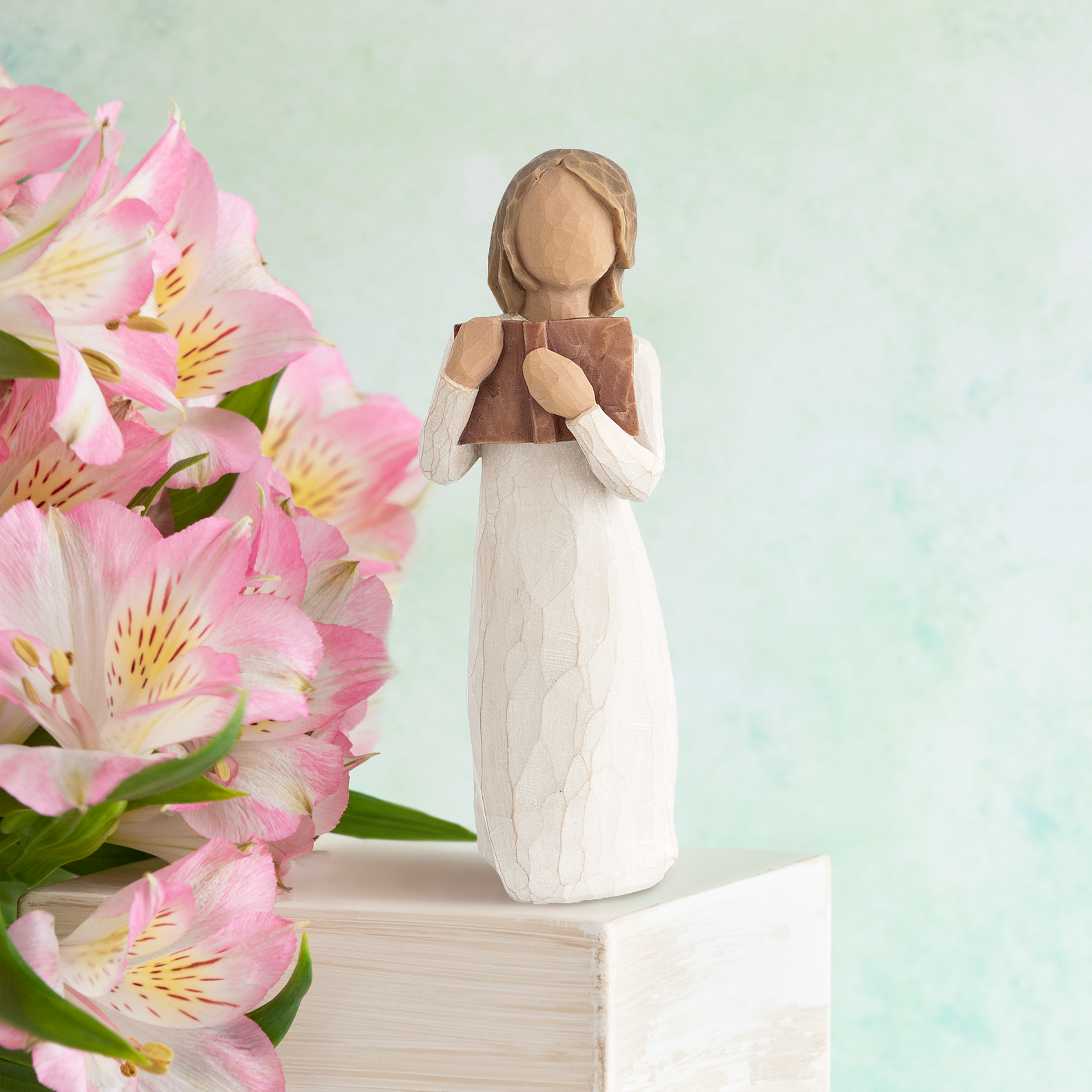 Willow Tree - Love of Learning Open books, open minds