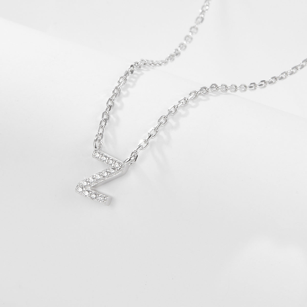 Jingxu 925 Pure Silver 26-Letter Necklace, Lightweight Luxury Lockbone Chain with Diamond-Inlaid Letters for Women (Cross-border Foreign Trade Jewelry)