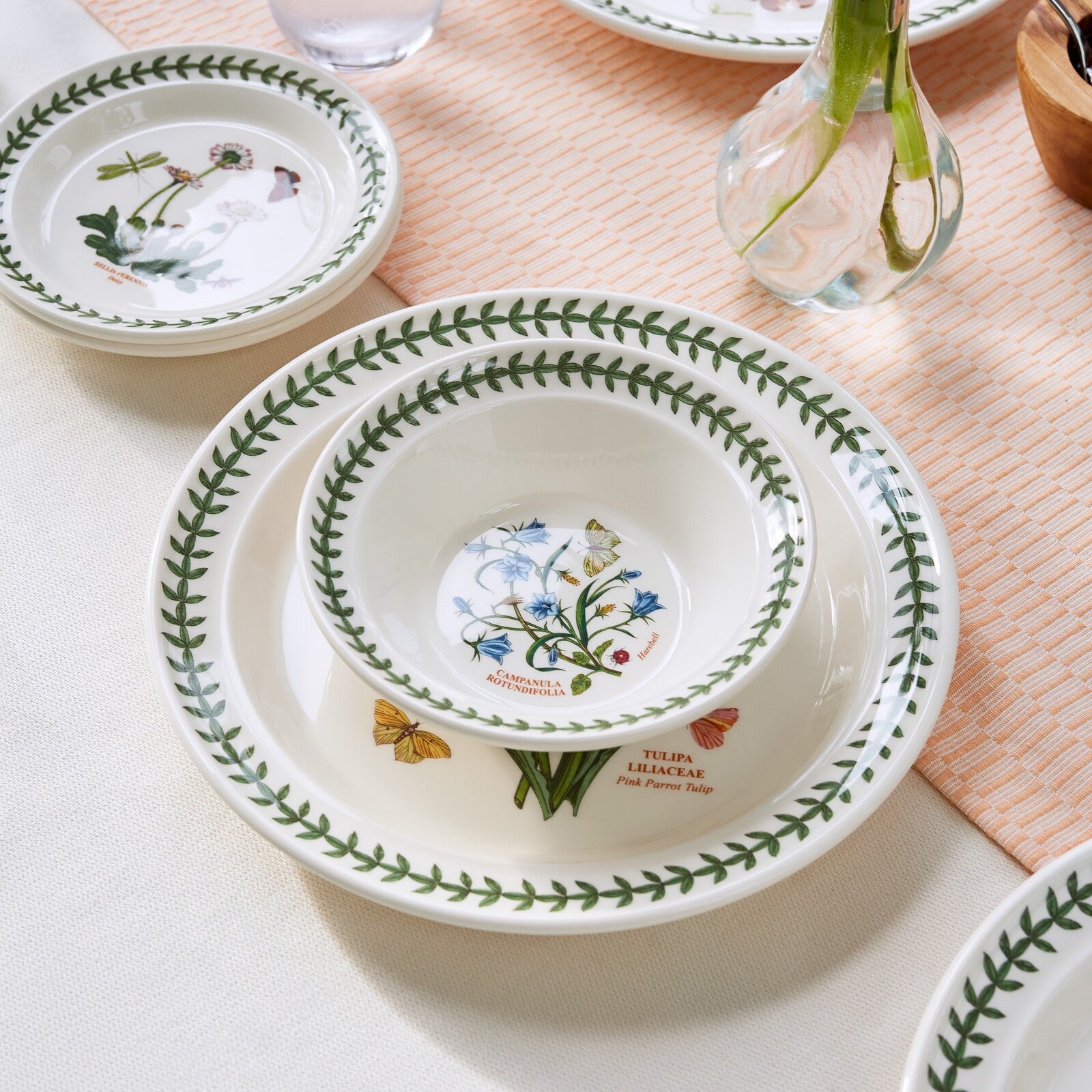 Portmeirion Botanic Garden - 12pc Dinner Set Assorted motifs