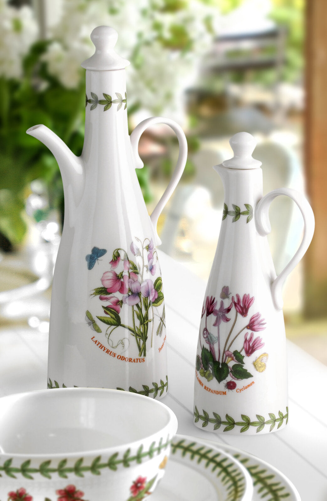 Portmeirion Botanic Garden - 23cm Oil & 17.5cm Vinegar (Boxed Set) Cyclamen, Sweet Pea