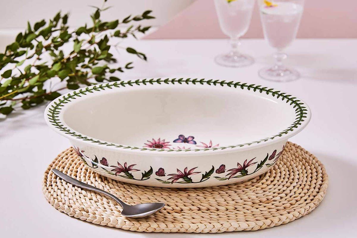 Portmeirion Botanic Garden - 35.5x24.25cm Oval Pie Dish Treasure Flower